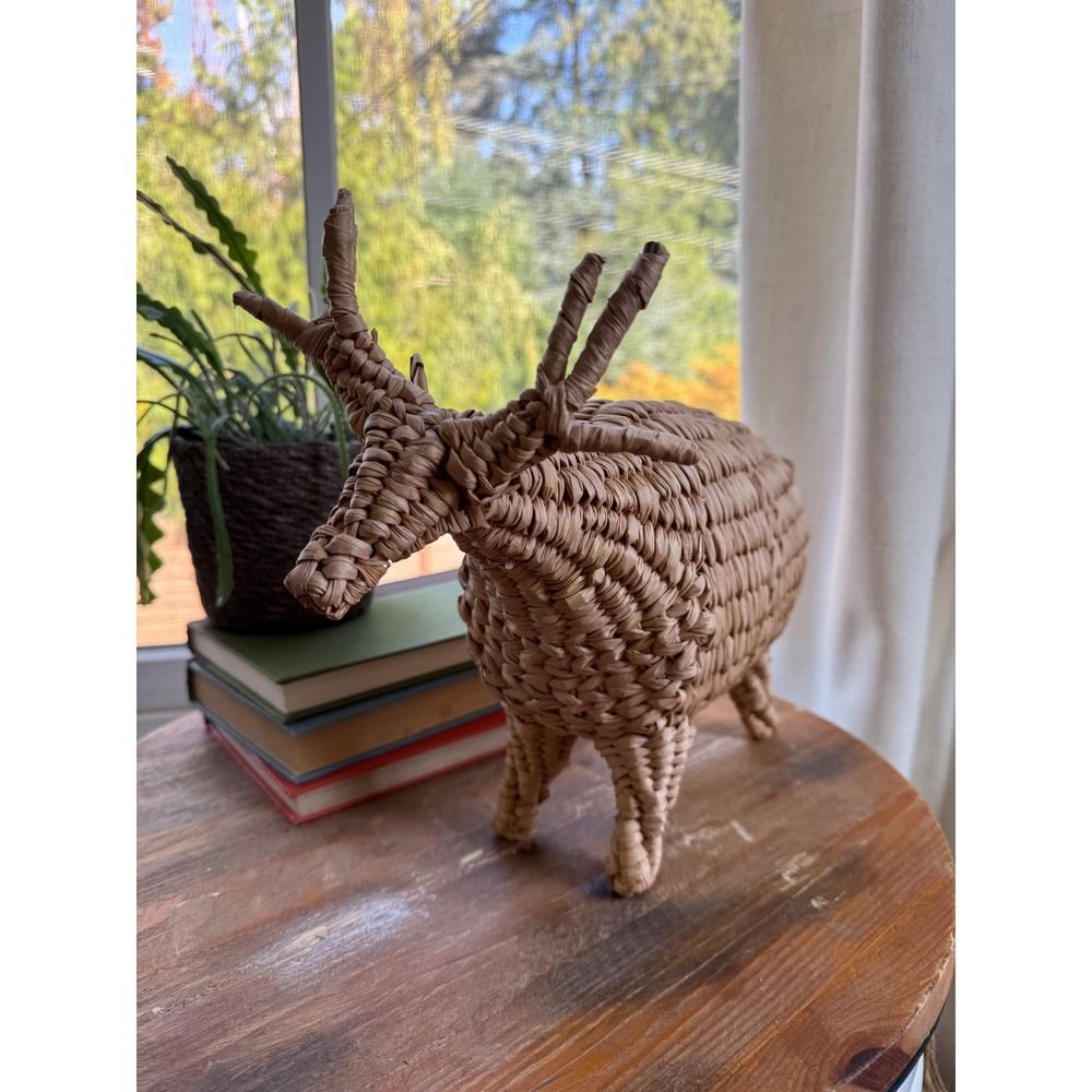 Vintage Woven Straw Wicker Deer Figurine Coin Bank Rustic Boho Animal Decor 14in